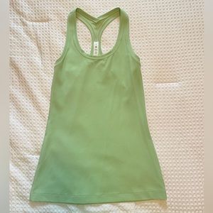 Lululemon Nulu Tank